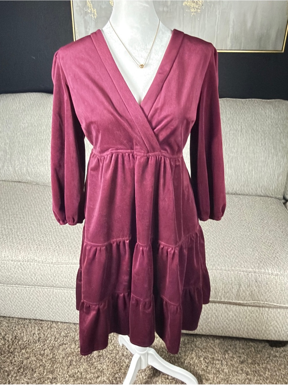 Women's Velvet V-Neck Tiered Dress - Wine